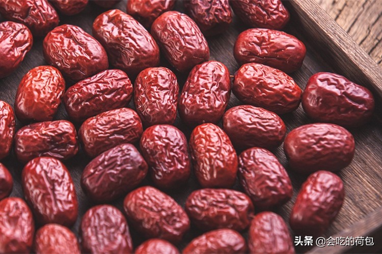 建议中老年人多吃5种养生菜,海参老年人吃补什么的