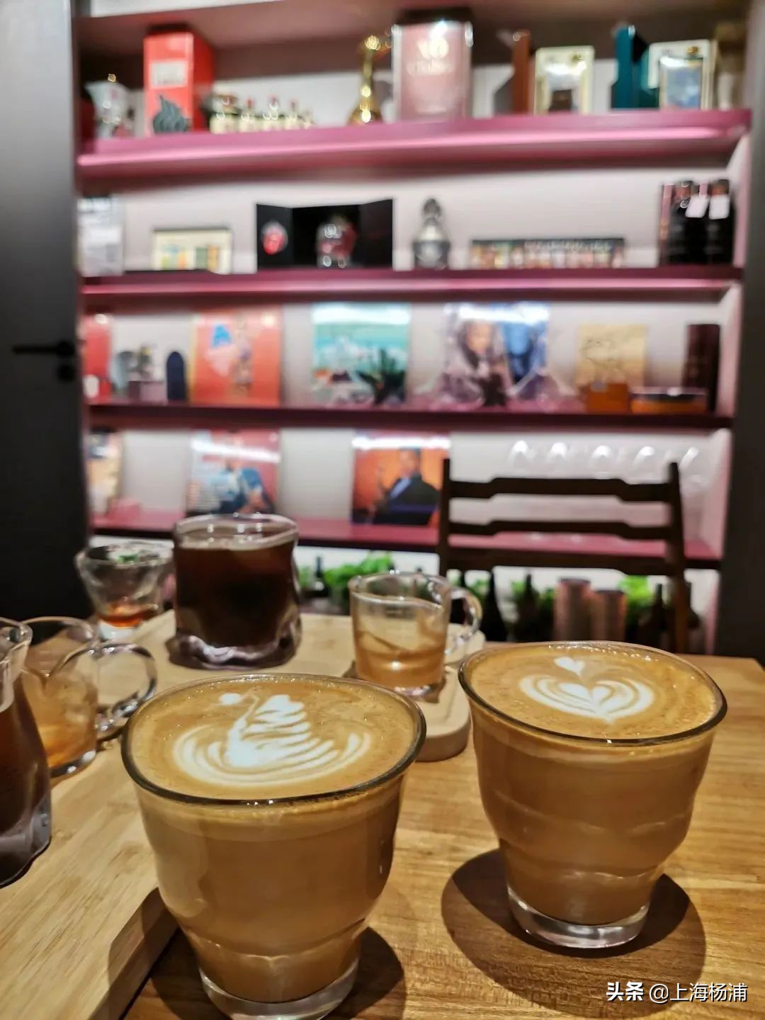 初夏时节，杨浦的小巷深处飘来咖啡香……