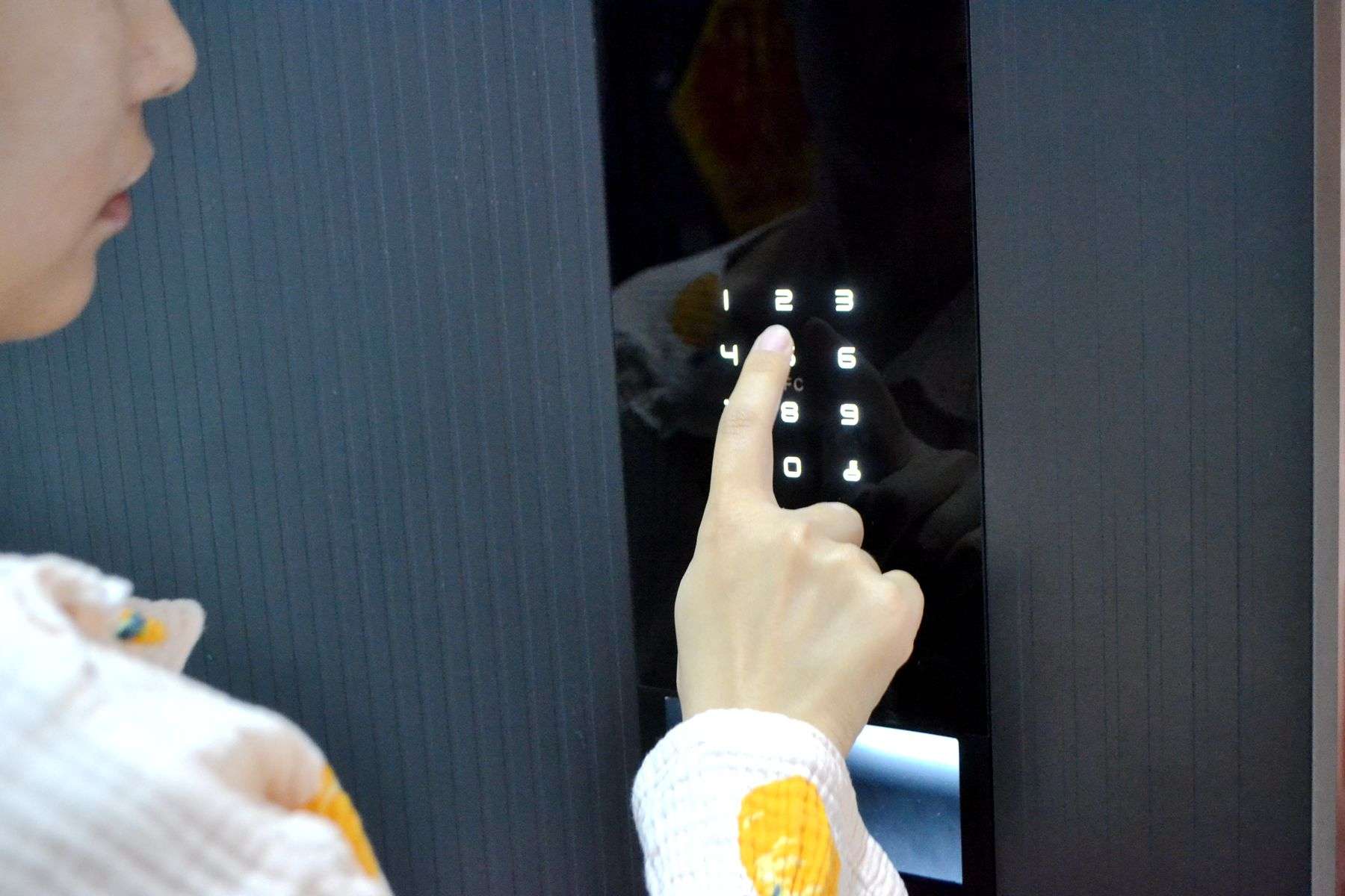 云鹿智能门缺点,智能防盗门云鹿好吗