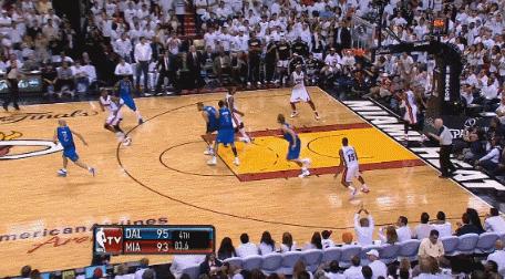 破人盯人防守底线发球战术,足球全场人盯人防守战术练习