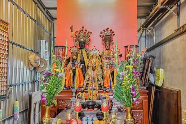 大年初五迎财神五路财神都有谁,初五迎财神财神爷是谁