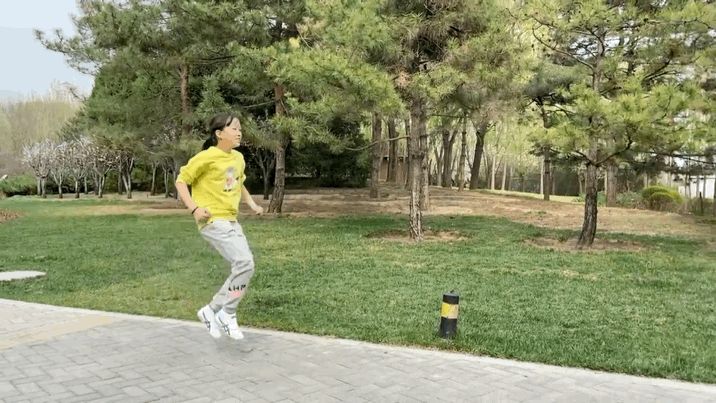 一年长高10厘米的秘诀,一年长高10多厘米正常吗