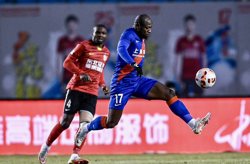 山东泰山战胜上海申花,泰山战胜上港赛后郝伟新闻发布会