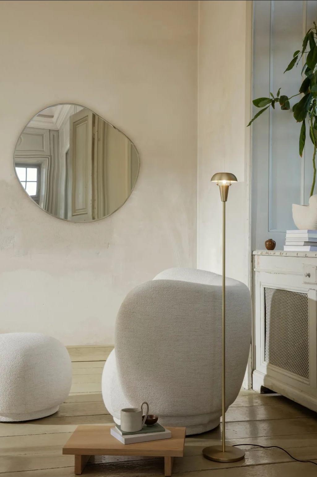 沙发选比较小客厅会显得比较大吗,不设限就拥有无限可能