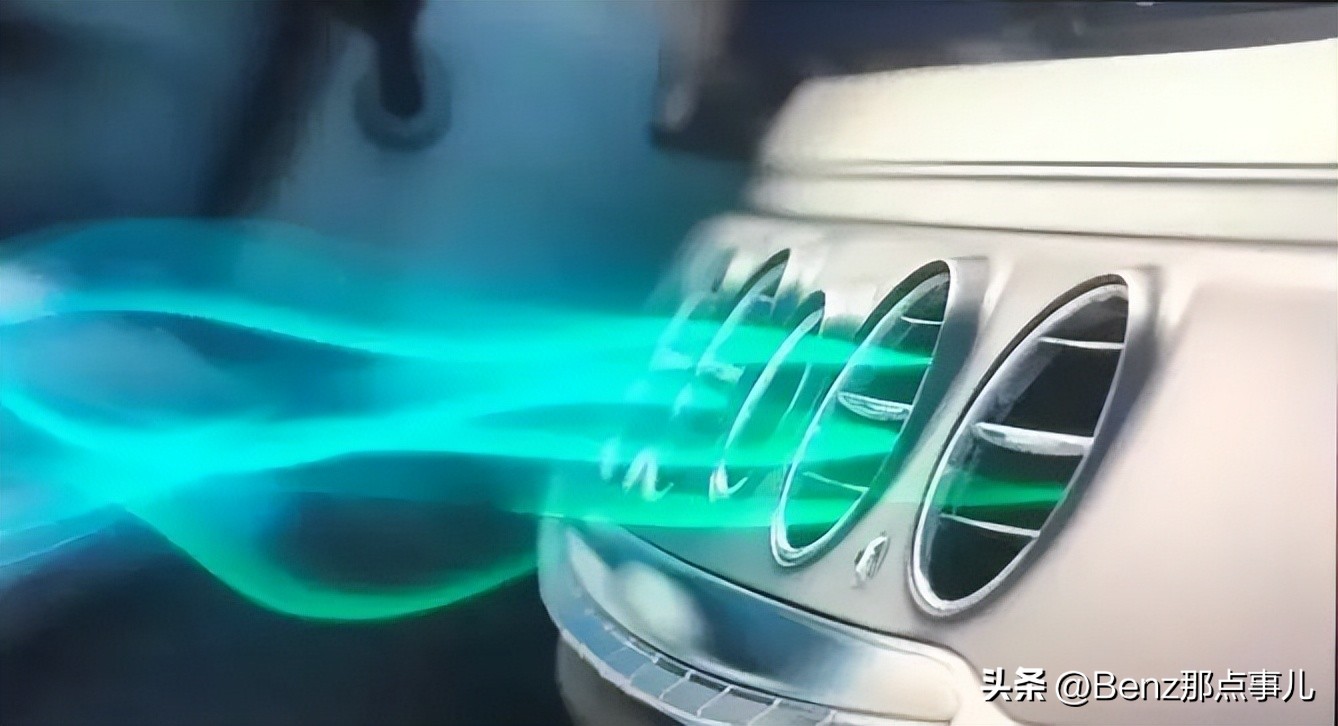 奔驰汽车空调有股酸臭味怎么解决,奔驰gla220开空调时有股异味