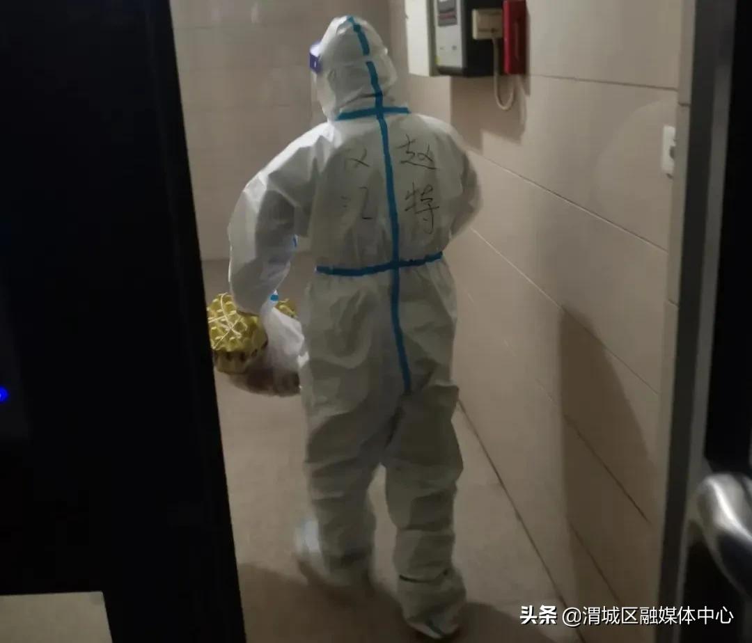 抗疫一线医护人员入党申请书,一线工人入党申请书怎么写啊