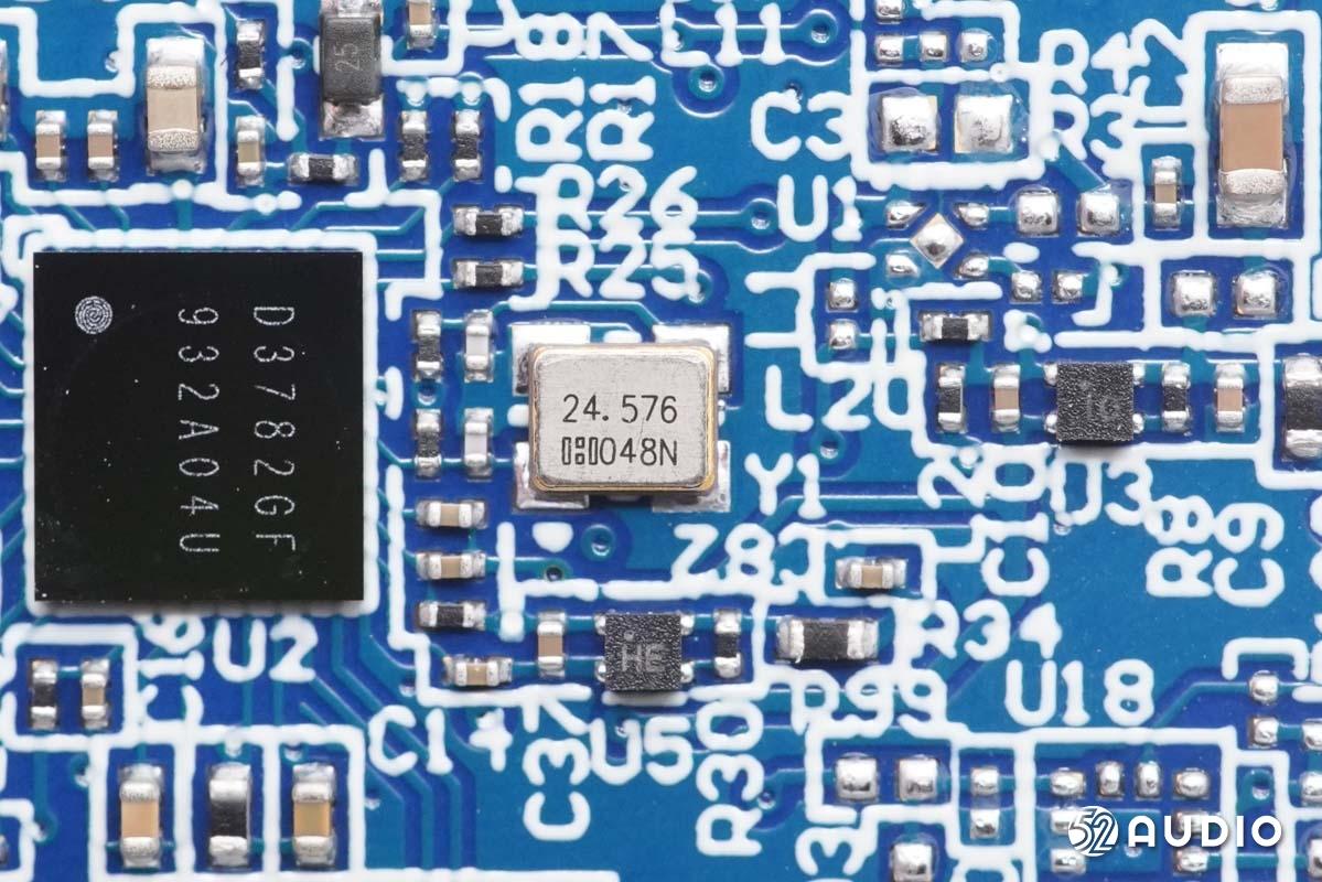 飞利浦耳机fideliol3对比索尼,飞利浦fideliot1