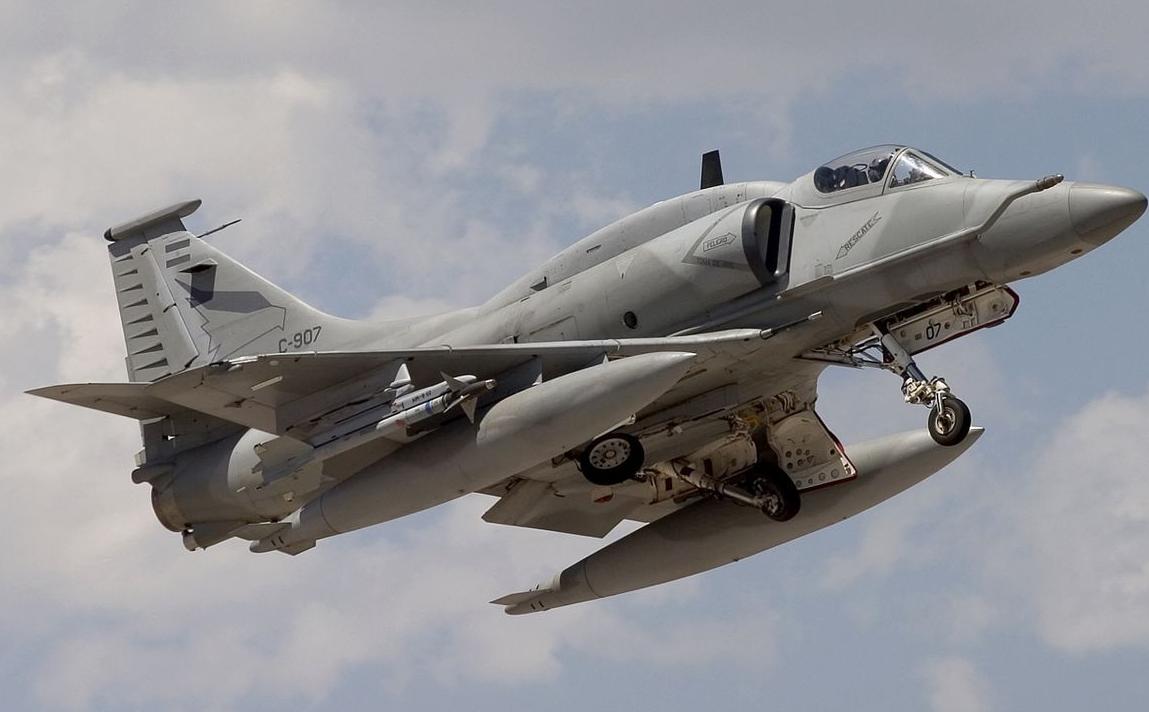 美军f-35全挂载导弹,美军f-35垂直起降