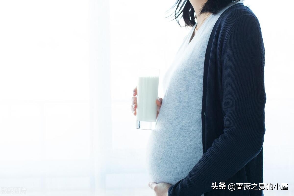 我出3万请亲家旅游，儿子临行前劝我只出钱人别去，我醒悟后离开