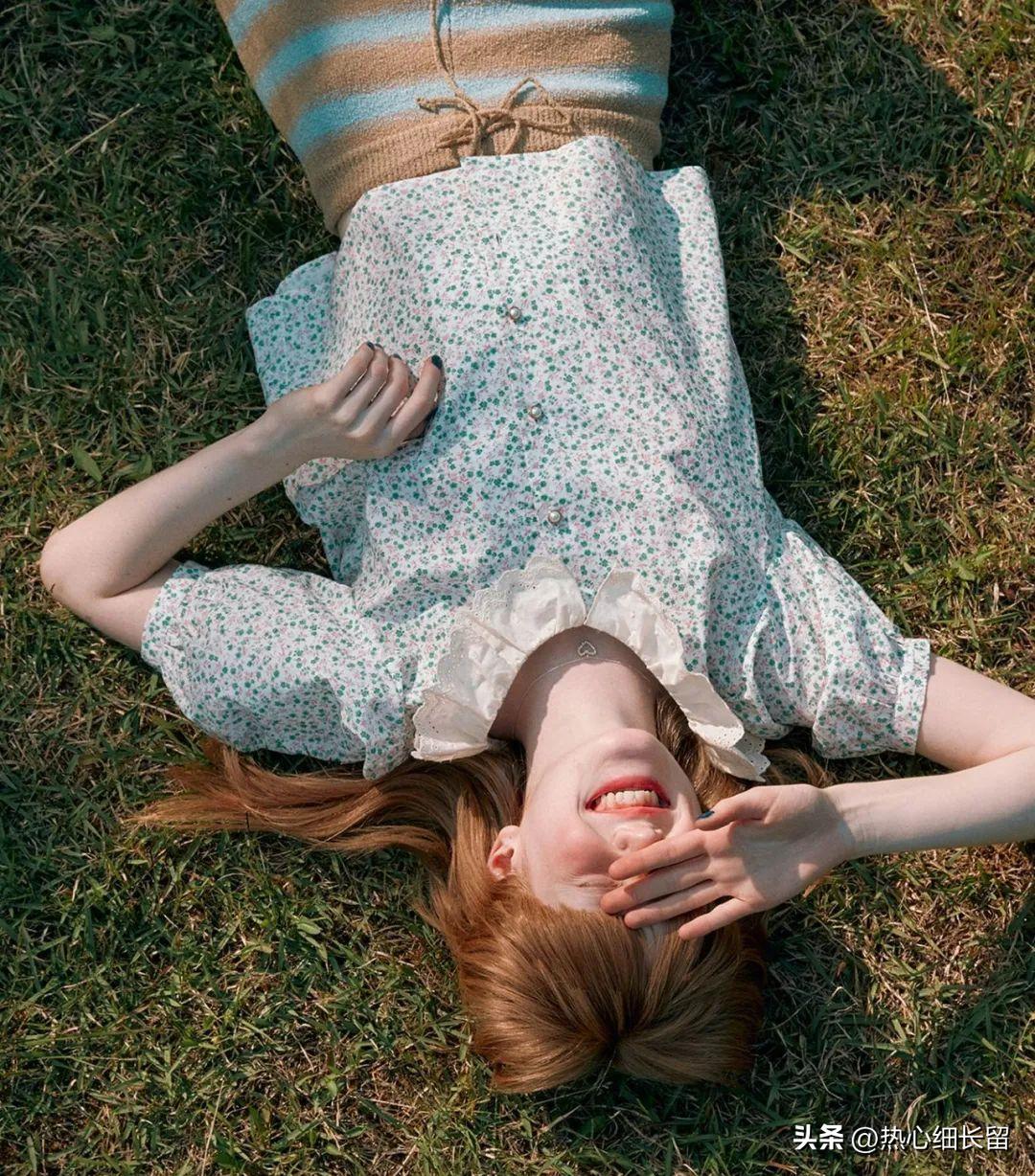 短袖衬衫的基础穿法越简单越时髦,短袖中长款衬衣穿搭技巧