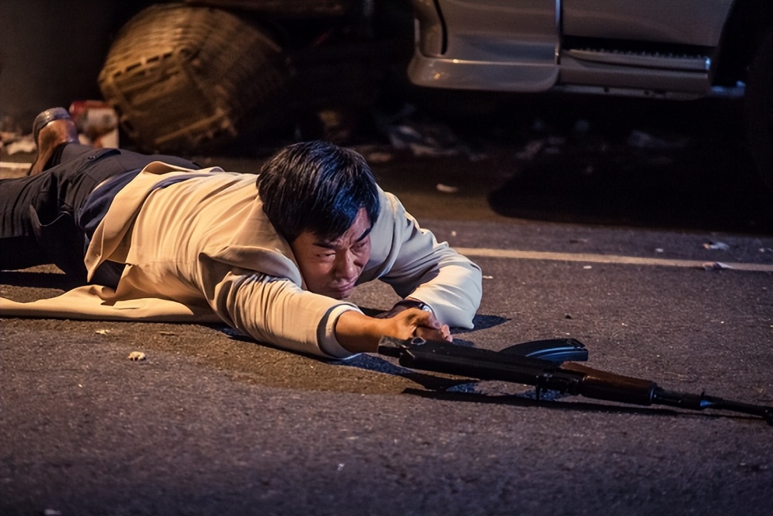 香港黑帮电影真实人物,香港黑帮电影江湖龙虎斗大全
