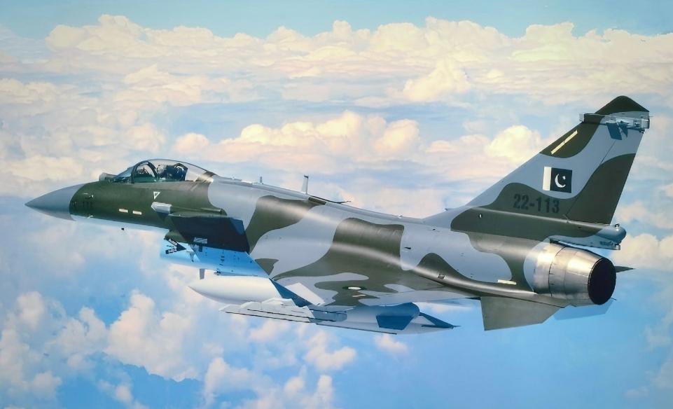 巴铁买歼10ce能打过阵风吗,巴基斯坦讨论歼10
