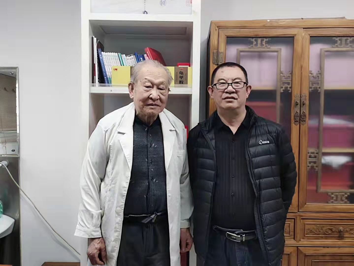 鑱氱劍涓浗鍝佺墝涓尰,鑱氱劍涓浗鍝佺墝鏍忕洰