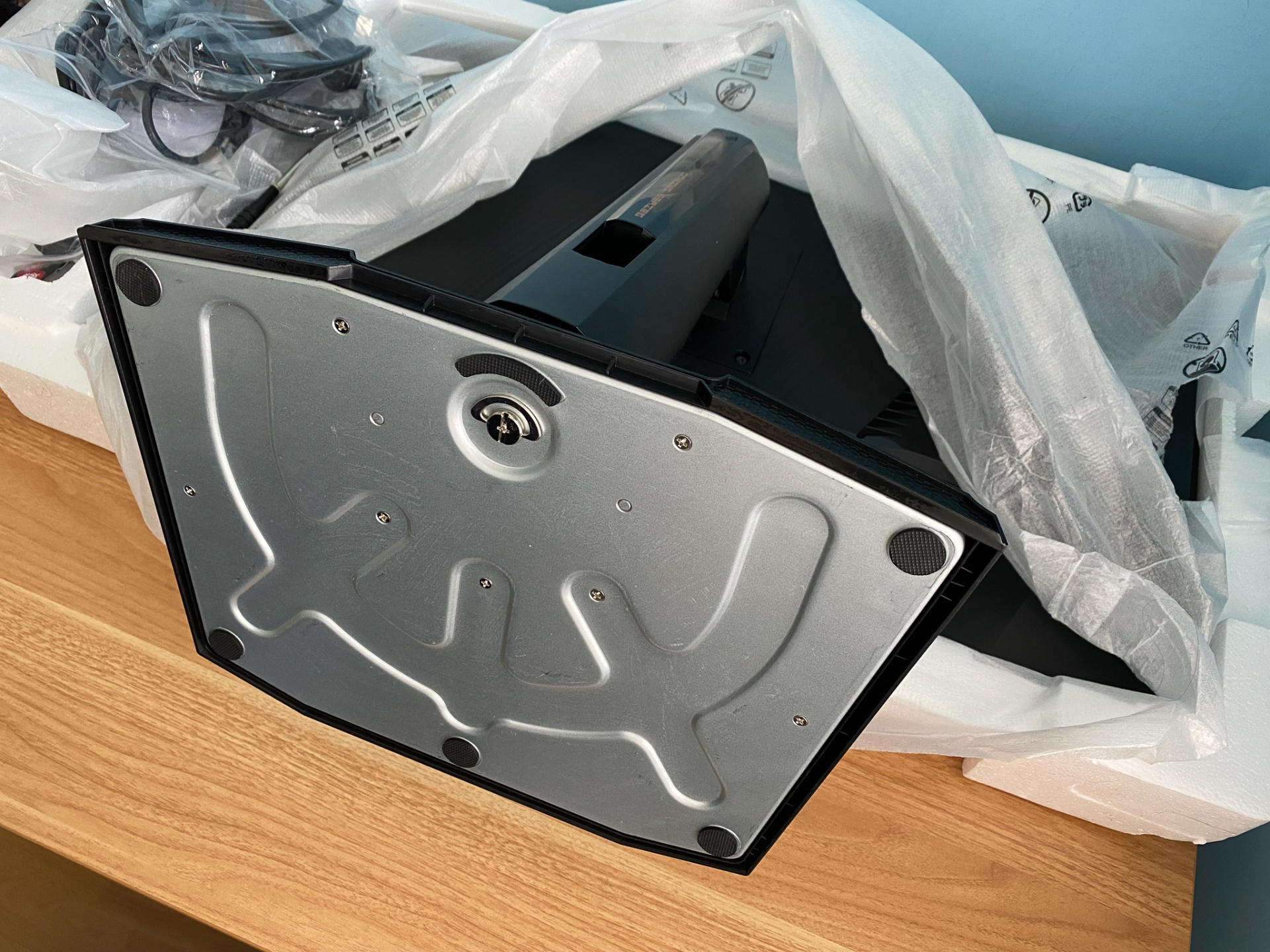 微星23.8寸显示器144hz黑龙评测,61824寸电竞显示屏推荐