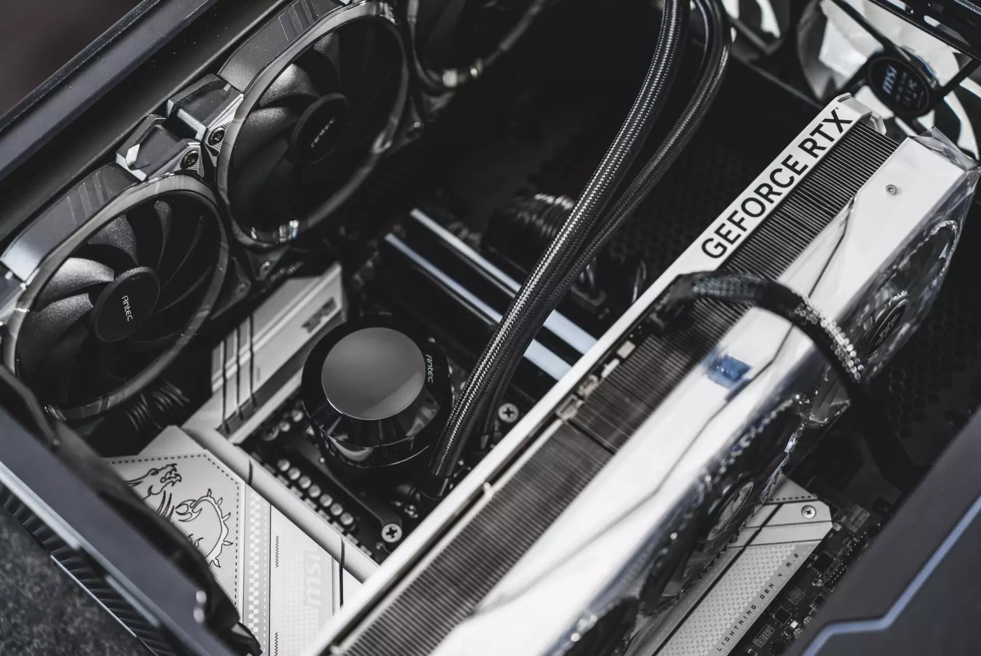 安钛克360水冷,最猛的360一体式水冷散热器