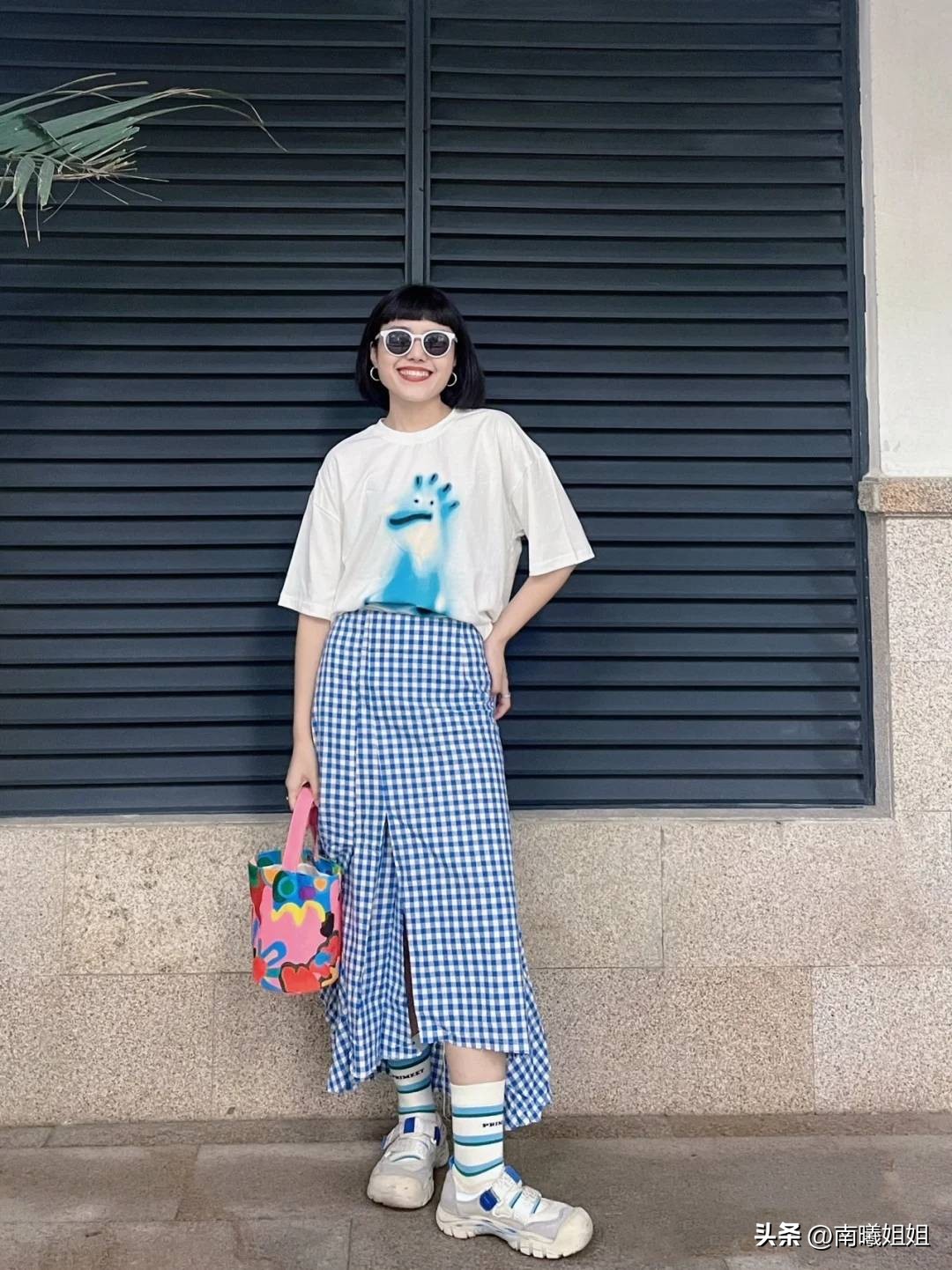 腿细屁股大的女人穿搭,腿粗屁股大的女生秋季怎么穿