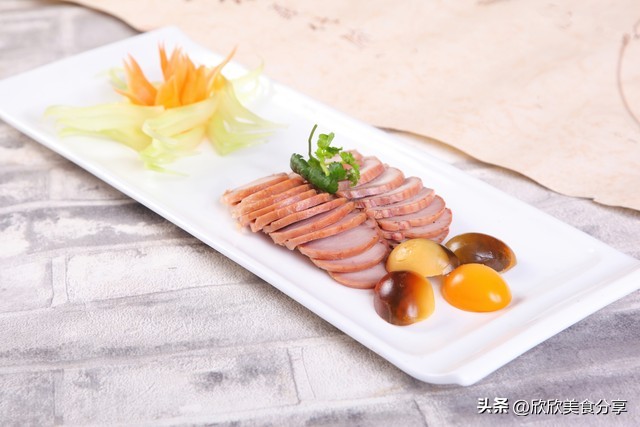 缙云中维香溢大酒店服务员,缙云香溢大酒店附近美食