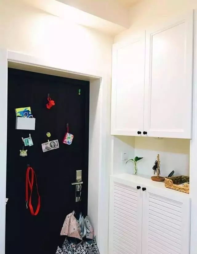 门套颜色与门不一样效果图,门套与门色差太大怎么办