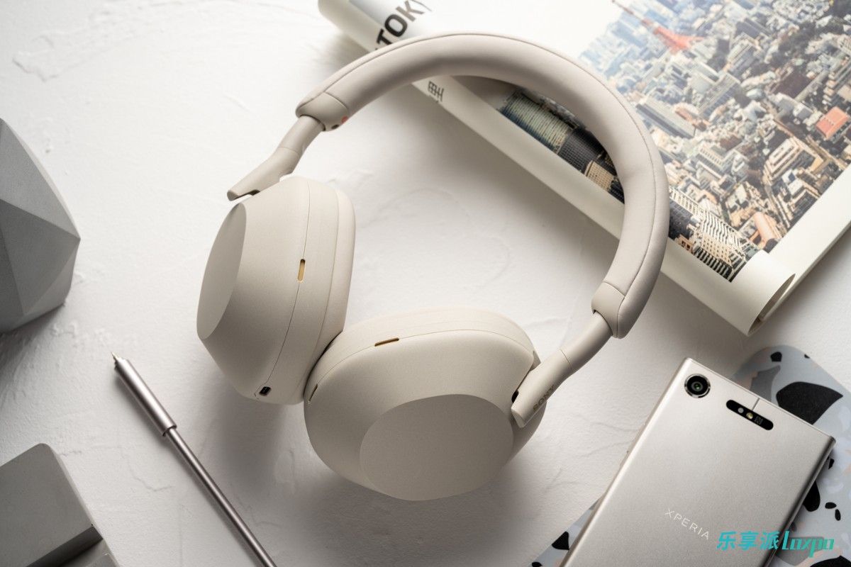 索尼头戴式降噪耳机wh-1000xm5,索尼wh1000xm5和boseqc45哪个好