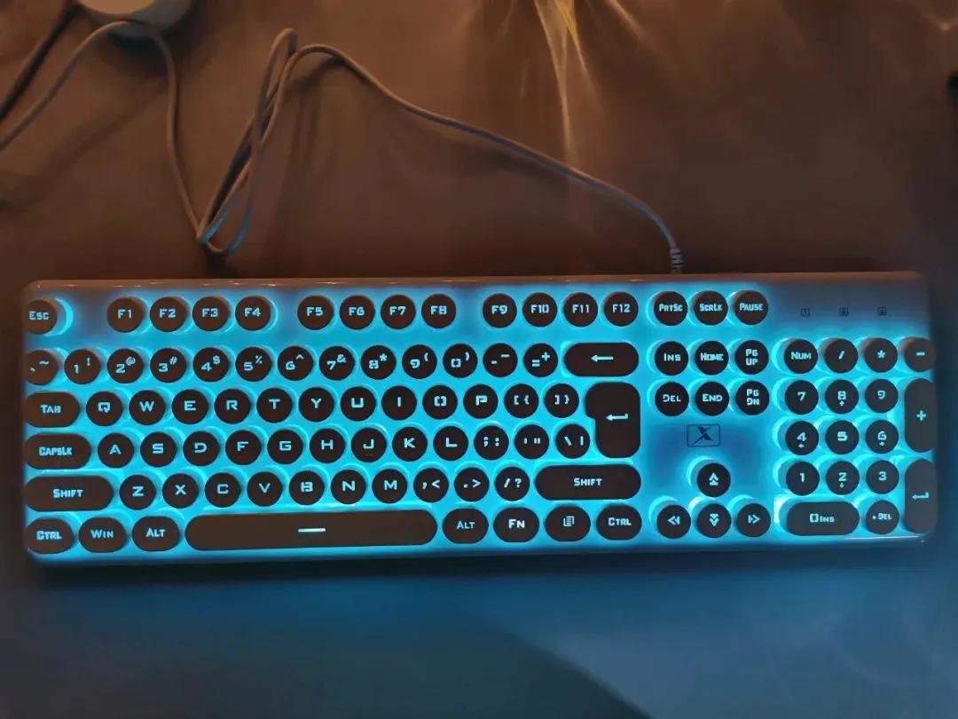 键盘没坏但无法正常打字怎么回事,键盘没有坏按键失灵怎么办