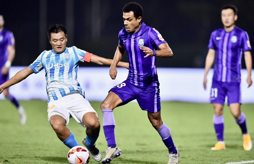 天津津门虎赛季首败于根伟,于根伟和郑智关系好吗