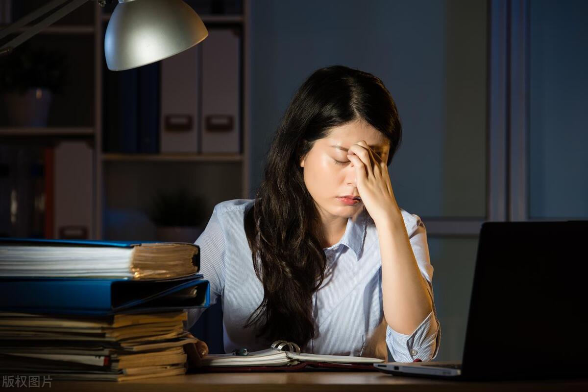 女性猝死23种原因,猝死前兆及自救