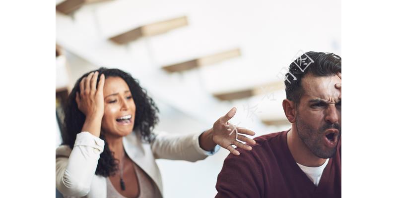 儿女不愿意出钱为父母治病怎么办,儿子不出钱给父母看病该怎么办