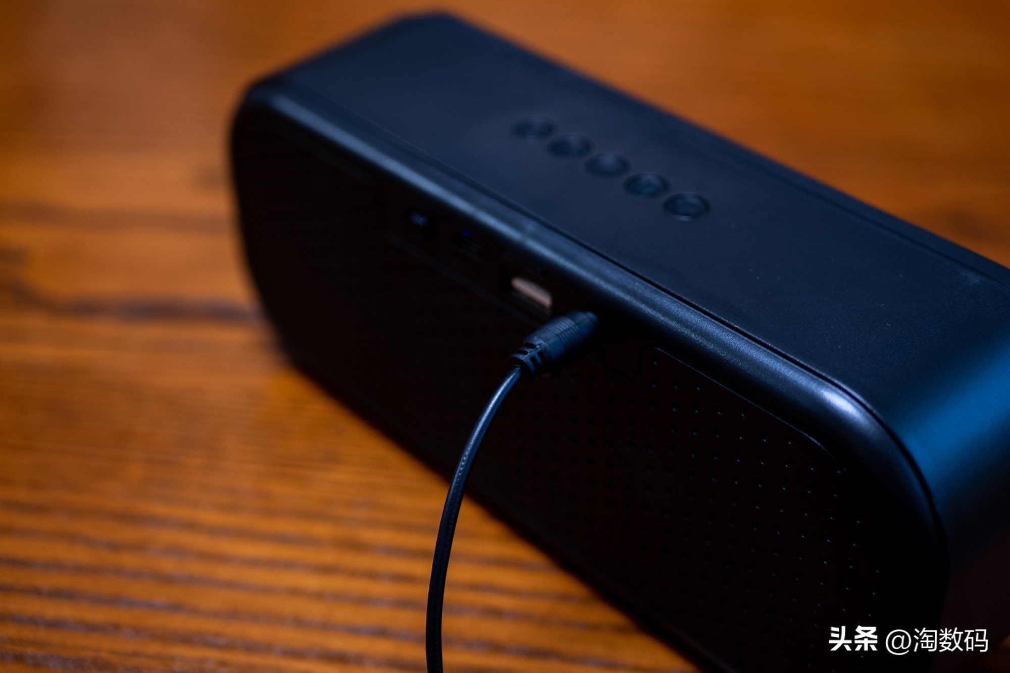 无线蓝牙小音箱低音炮的价格,重低音蓝牙音箱小钢炮可插卡