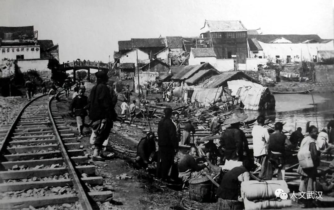 50年代的汉口三眼桥,武汉汉口古镇留影