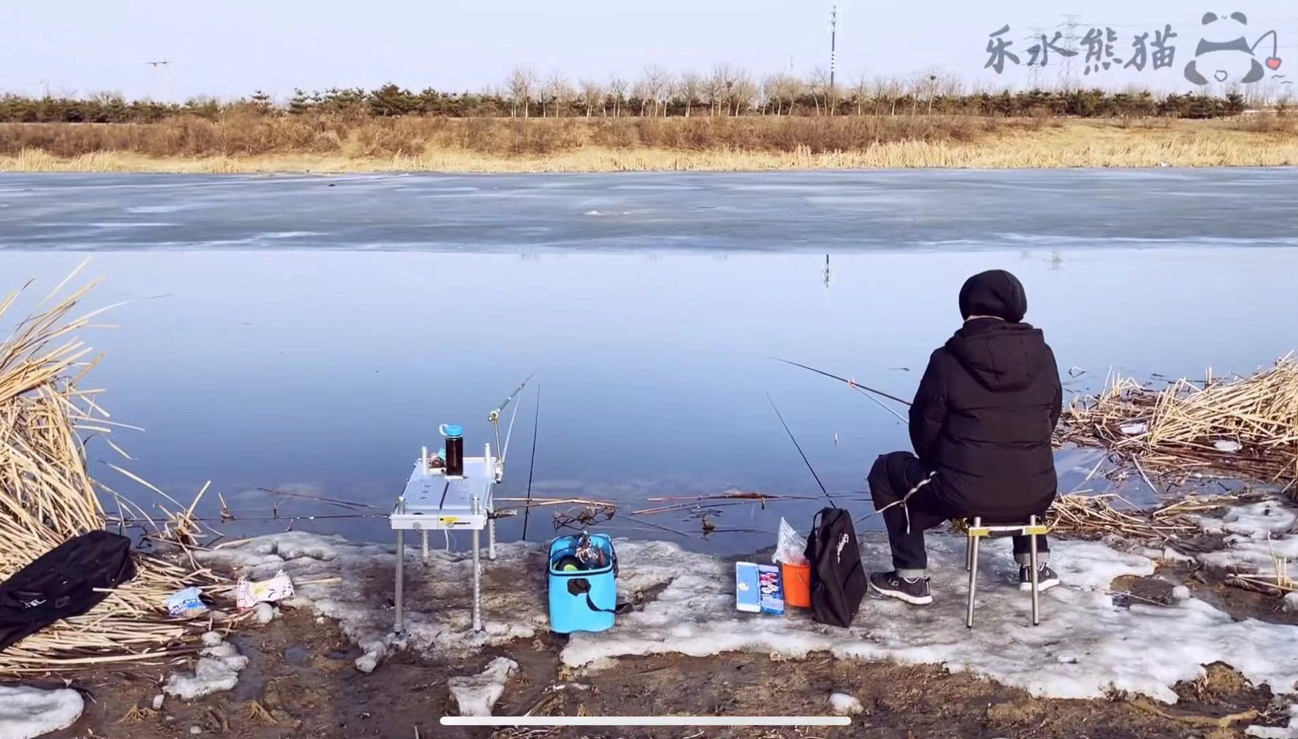野钓选钓箱还是钓椅还是小钓台,纠结钓台是镂空还是平面好