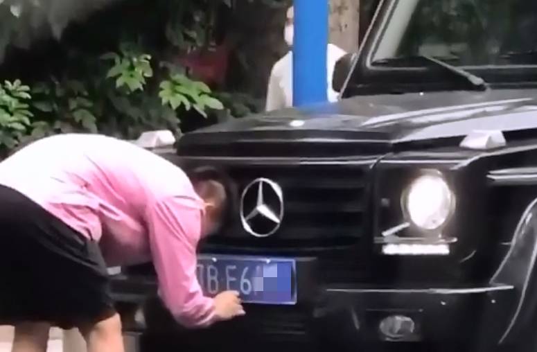 拉莫斯被直接红牌罚下,fifa足球世界被红牌罚下