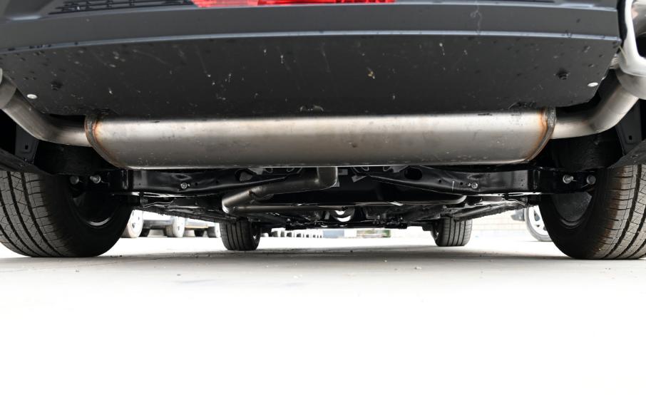 奔腾b7014款驾驶体验,b70奔腾2023款沉浸式体验