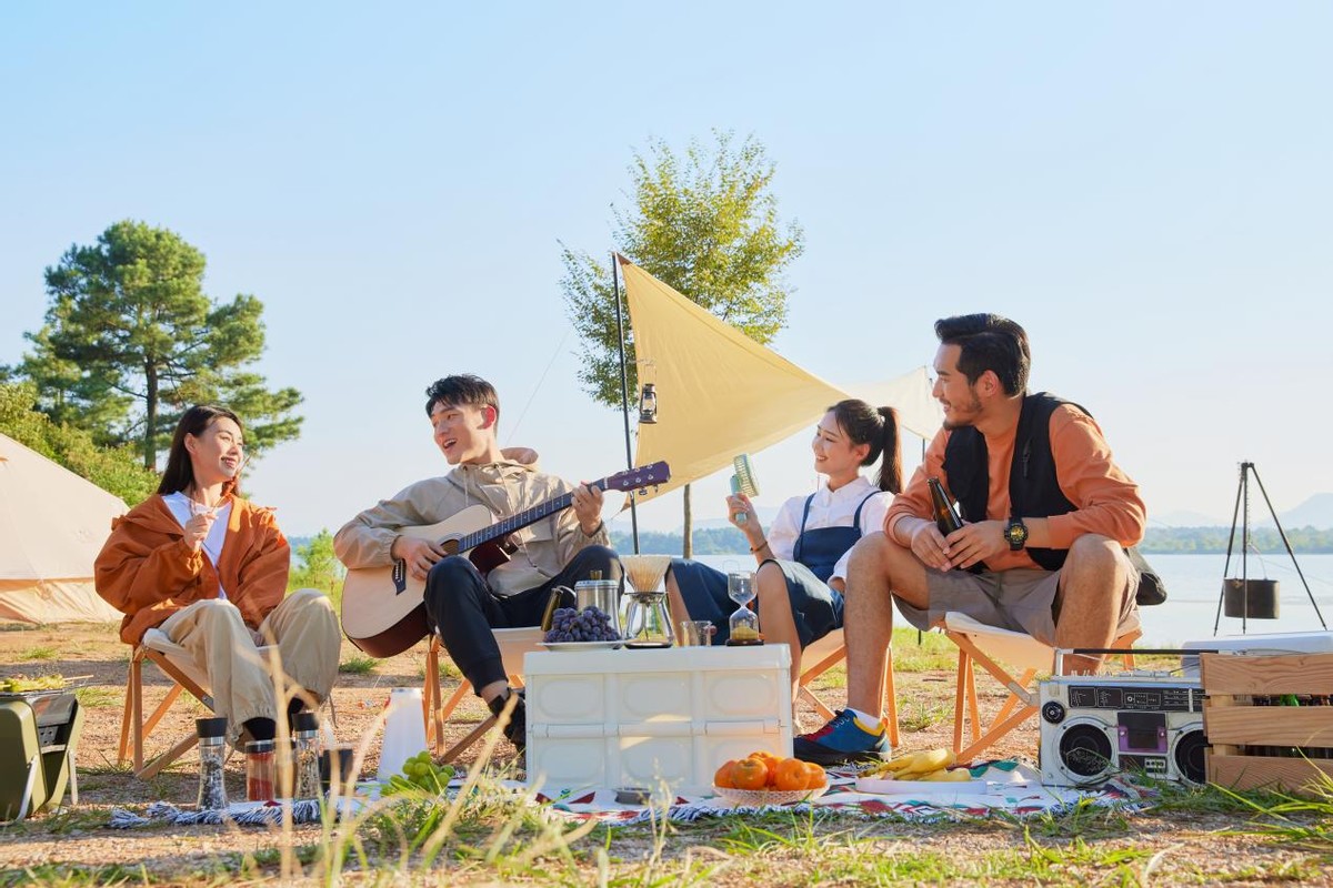 个人徒步野外露营装备清单,自驾游露营必备物品清单一览表