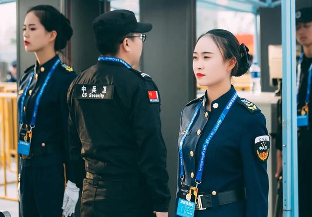 24岁江苏女孩从设计院辞职当保安,95后女生从设计院离职当保安