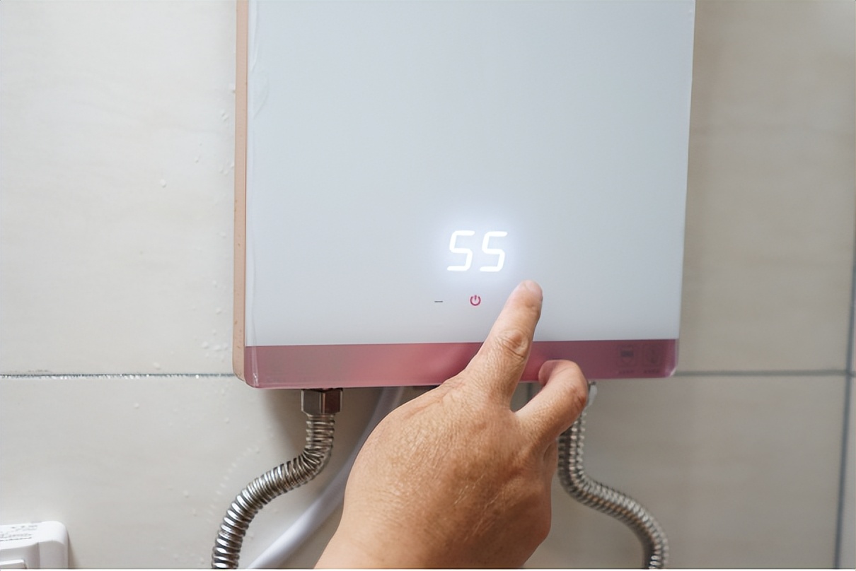 奥特朗x7-dk55b即热式电热水器,奥特朗otlan即热式电热水器