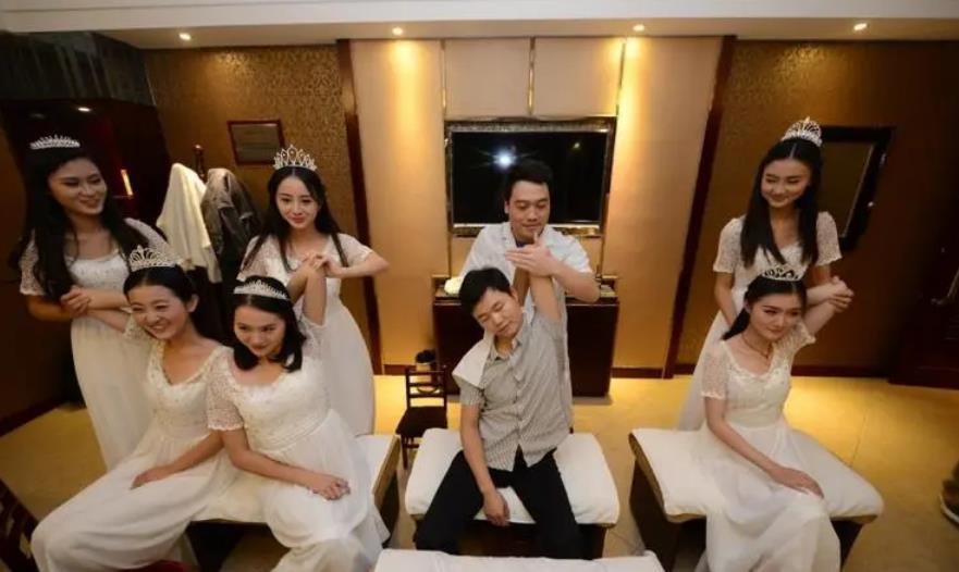 足浴店女技师被性侵警方不予立案,足浴男技师性侵女顾客事件