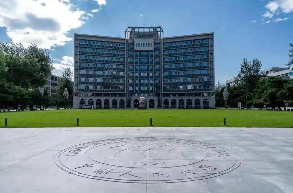 文科生报考哪些大学前景比较好,文科生适合报考的大学排名