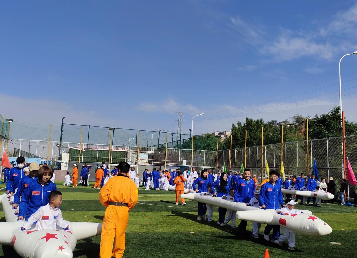 【“社工委”在行动】西固区陈坪街道西固中路社区“社工委”开展“中国梦·航天梦”主题活动