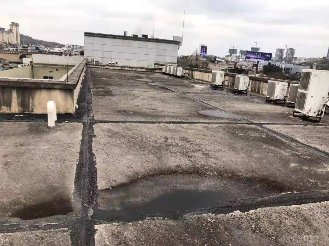 屋顶漏水怎么修复最好方法,屋顶漏水上门修复收费标准