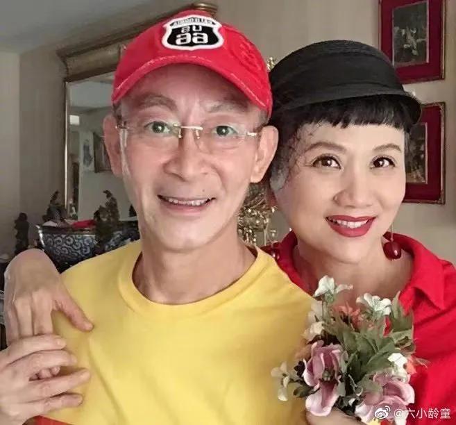 六小龄童晒照庆结婚30周年,六小龄童庆祝结婚34周年