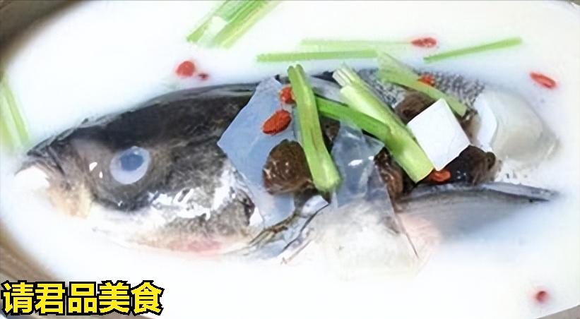 红烧鱼头豆腐汤经典做法,苏菜豆腐汤做法