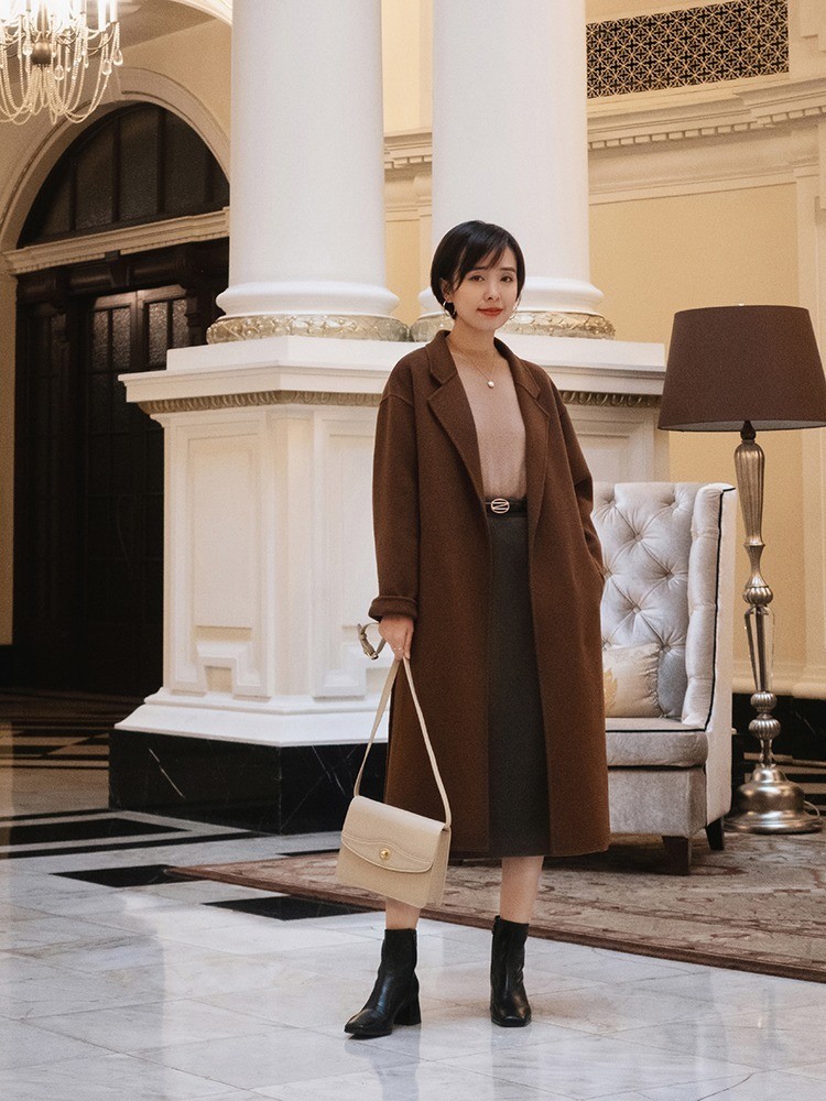 冬天穿衣服不好看怎么搭配,冬天穿裙子明明很时髦没毛病