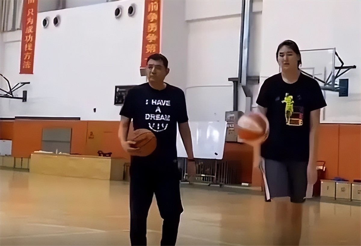 女姚明张子宇三节62分集锦,女版姚明张子宇是哪里人