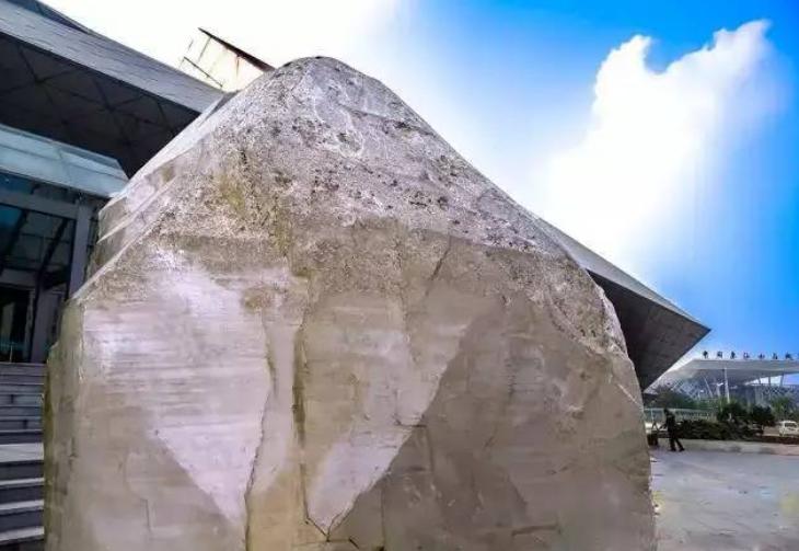 东海水晶，大自然的鬼斧神工之作