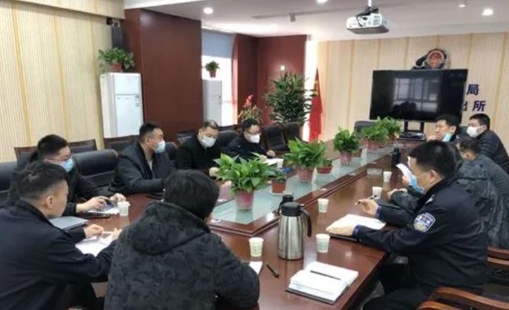 31宀佸コ瀛愯８姝绘ゼ椤舵鎬庝箞鏍蜂簡,40宀佸コ瀛愯８姝绘ゼ椤舵杩涘睍