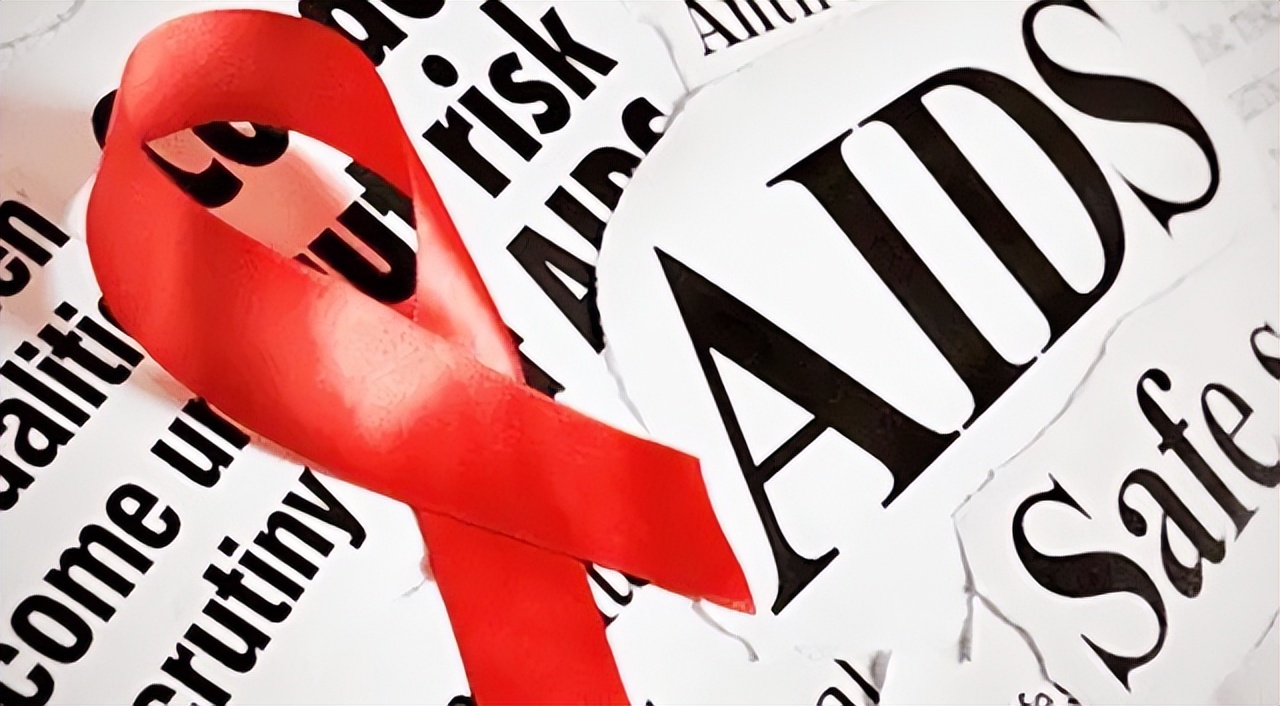 60岁，他大概是中国存活最久的艾滋病人，带着自己遗像活了十几年