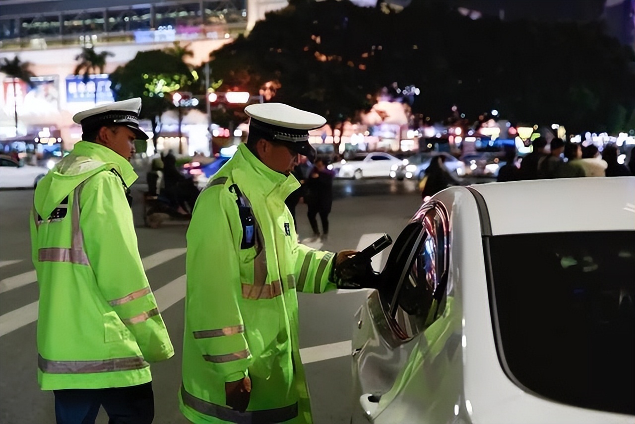 缇庣増鐭ヤ箮璀﹀療,鍥藉鐭ヤ箮璇勮涓浗璀﹀療