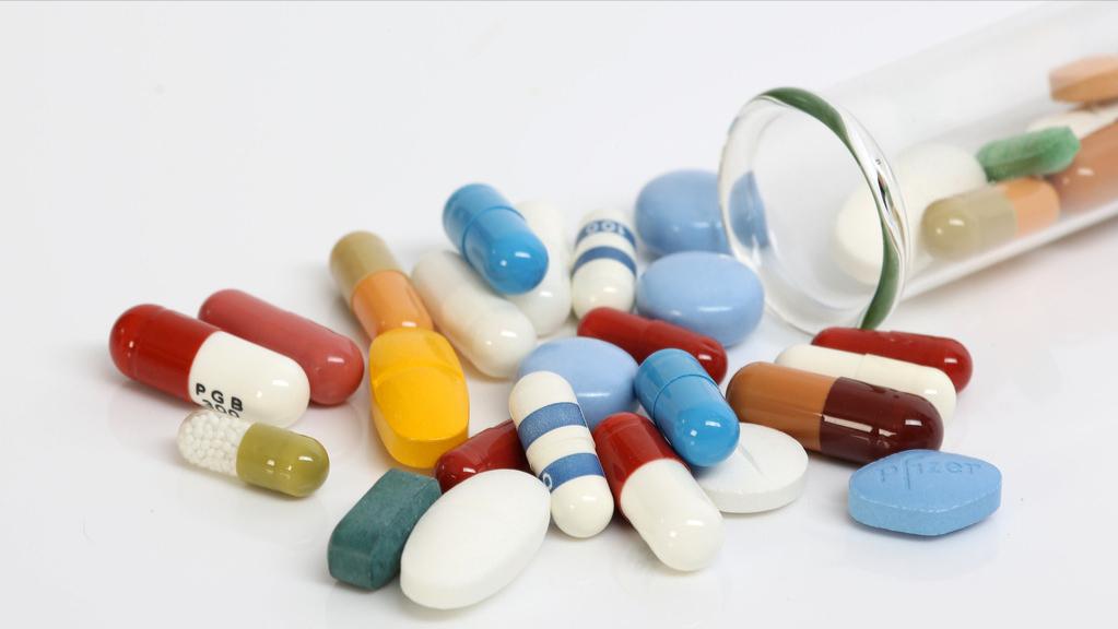 长期吃内分泌药物,会有哪些副作用?乳腺癌患者吃药注意这几点