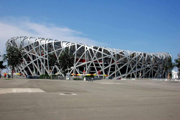 斥资34亿的鸟巢现在怎样了,34亿建造鸟巢还能用吗