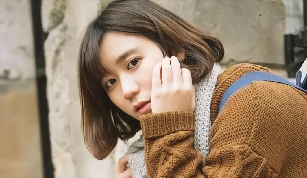 感情里追得太紧容易让人厌烦,追一个女孩感觉追得好累该放弃吗